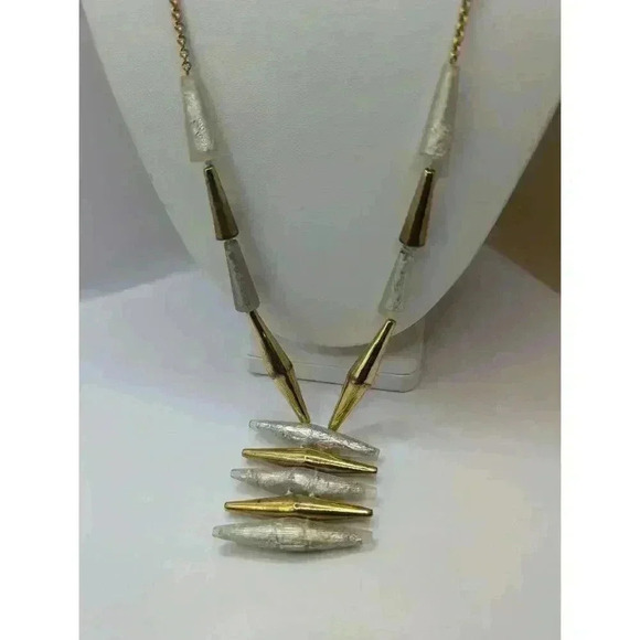 Jewelmint Gold Tone Beaded Pendant Statement Necklace - Picture 2 of 6